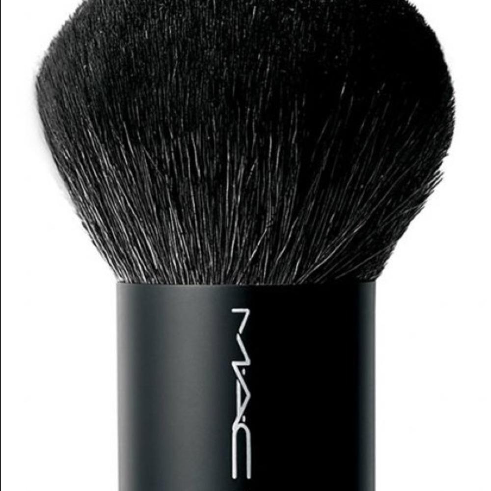 MAC Kabuki Brush
